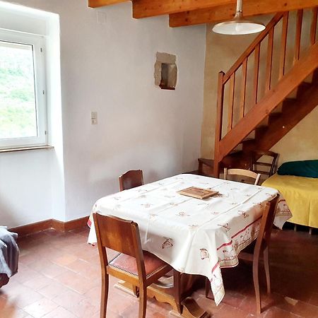 Gites 4 A 5 Personnes Saint-Rome-de-Tarn Exteriér fotografie